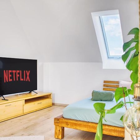Ilmmunster Luxus Apartment! Kueche, Balkon, Netflix, Parkplatz - 8 Personen מראה חיצוני תמונה