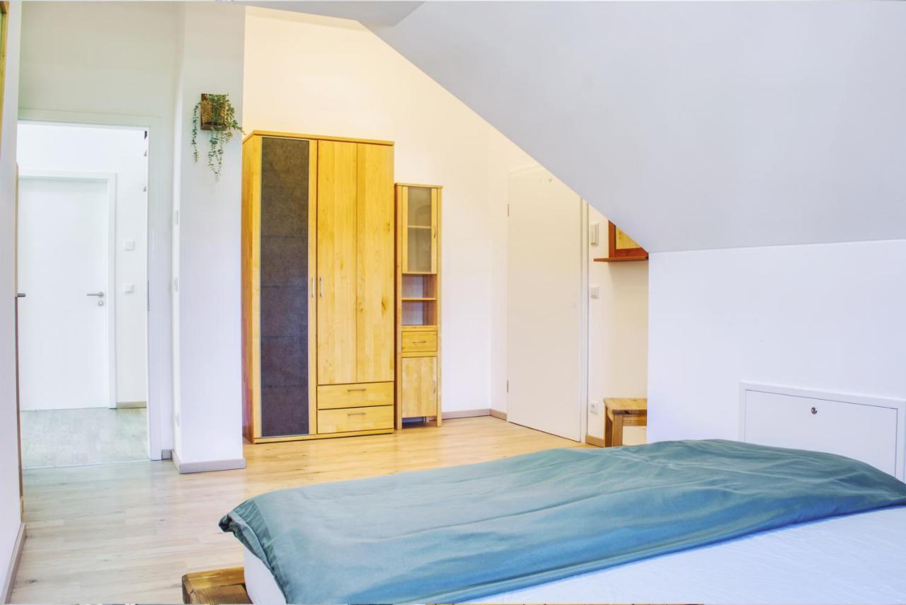 Ilmmunster Luxus Apartment! Kueche, Balkon, Netflix, Parkplatz - 8 Personen מראה חיצוני תמונה